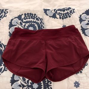 Lululemon Speed Up Lined Short 2.5 size 6 maroon